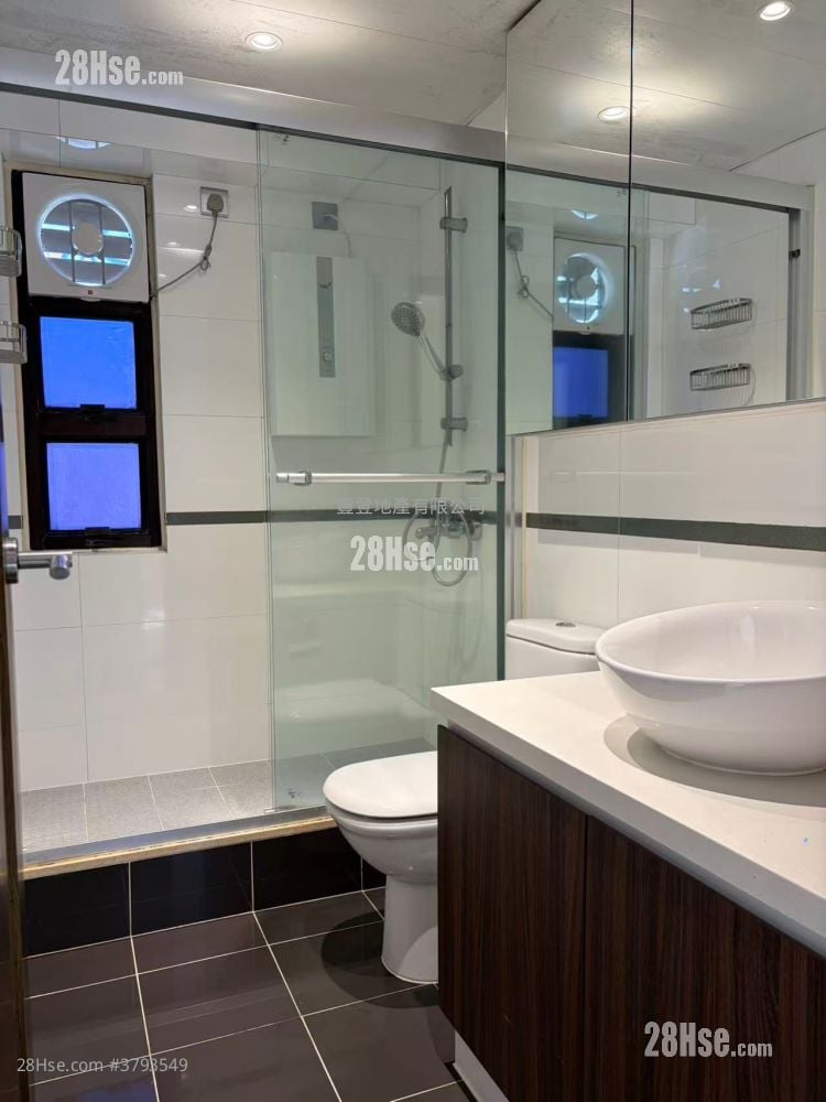 Tycoon Court Rental 2 Bedrooms , 1 Bathroom 839 ft²