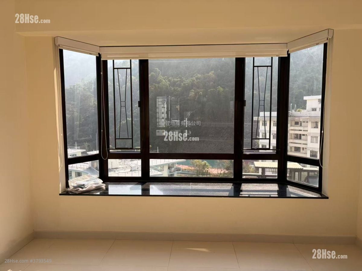 Tycoon Court Rental 2 Bedrooms , 1 Bathroom 839 ft²