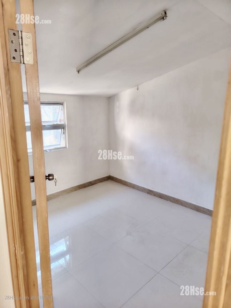 村屋 租盤 開放式間隔 , 1 浴室 300 平方呎