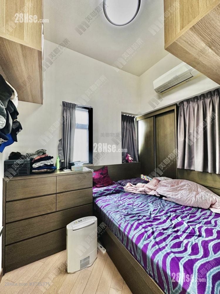 Century Gateway Sell 1 Bedroom 372 ft²