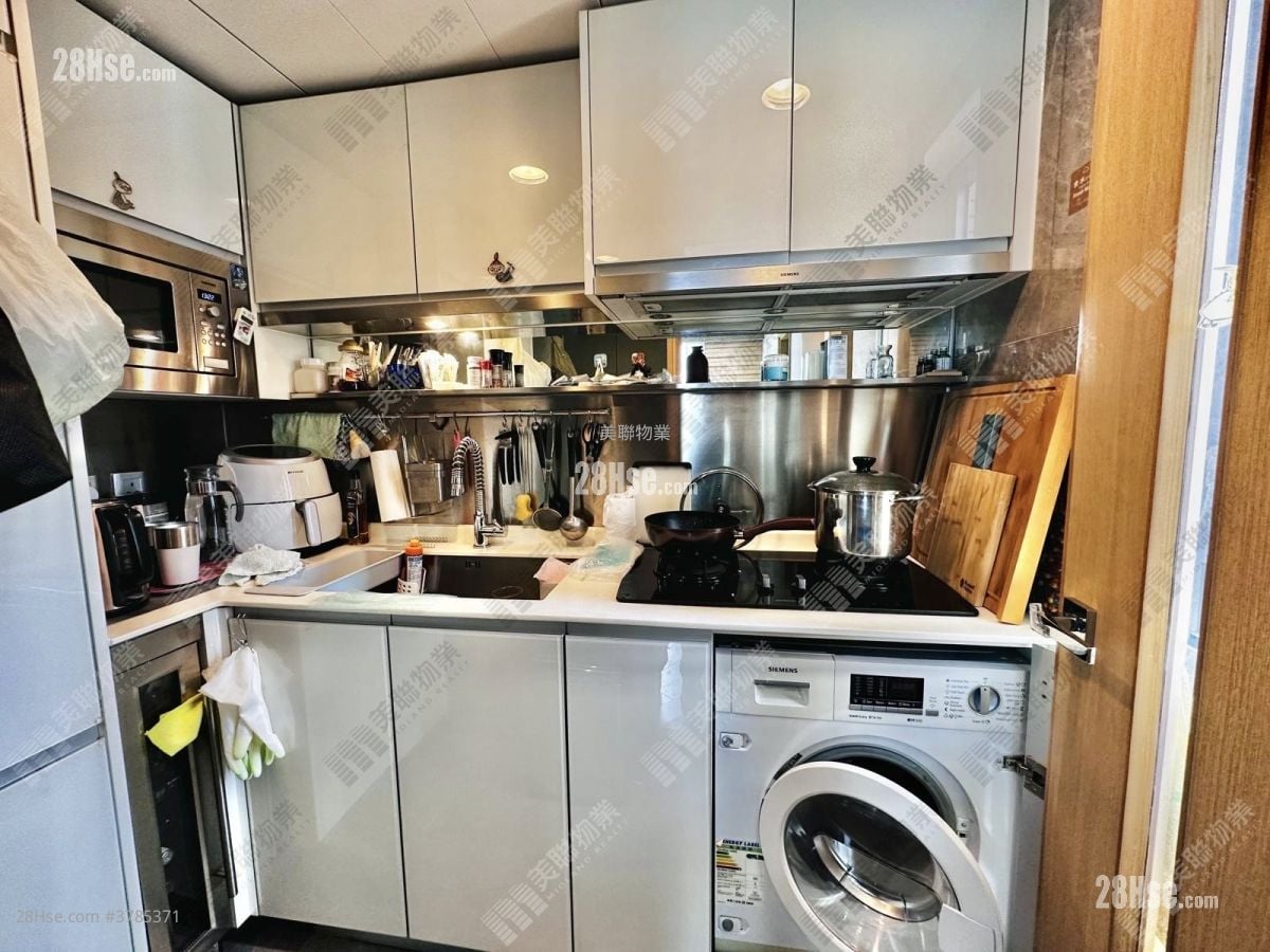 Century Gateway Sell 1 Bedroom 372 ft²