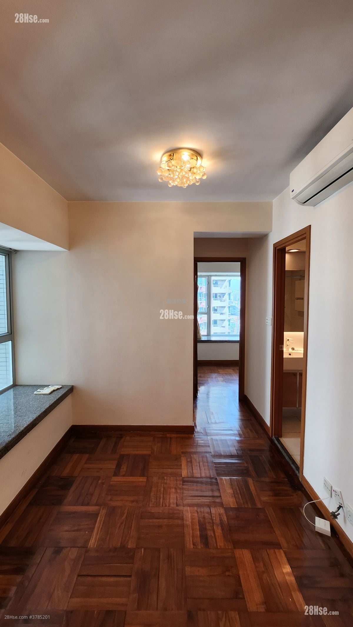 港湾豪庭 租盘 2 房 , 1 浴室 326 平方尺