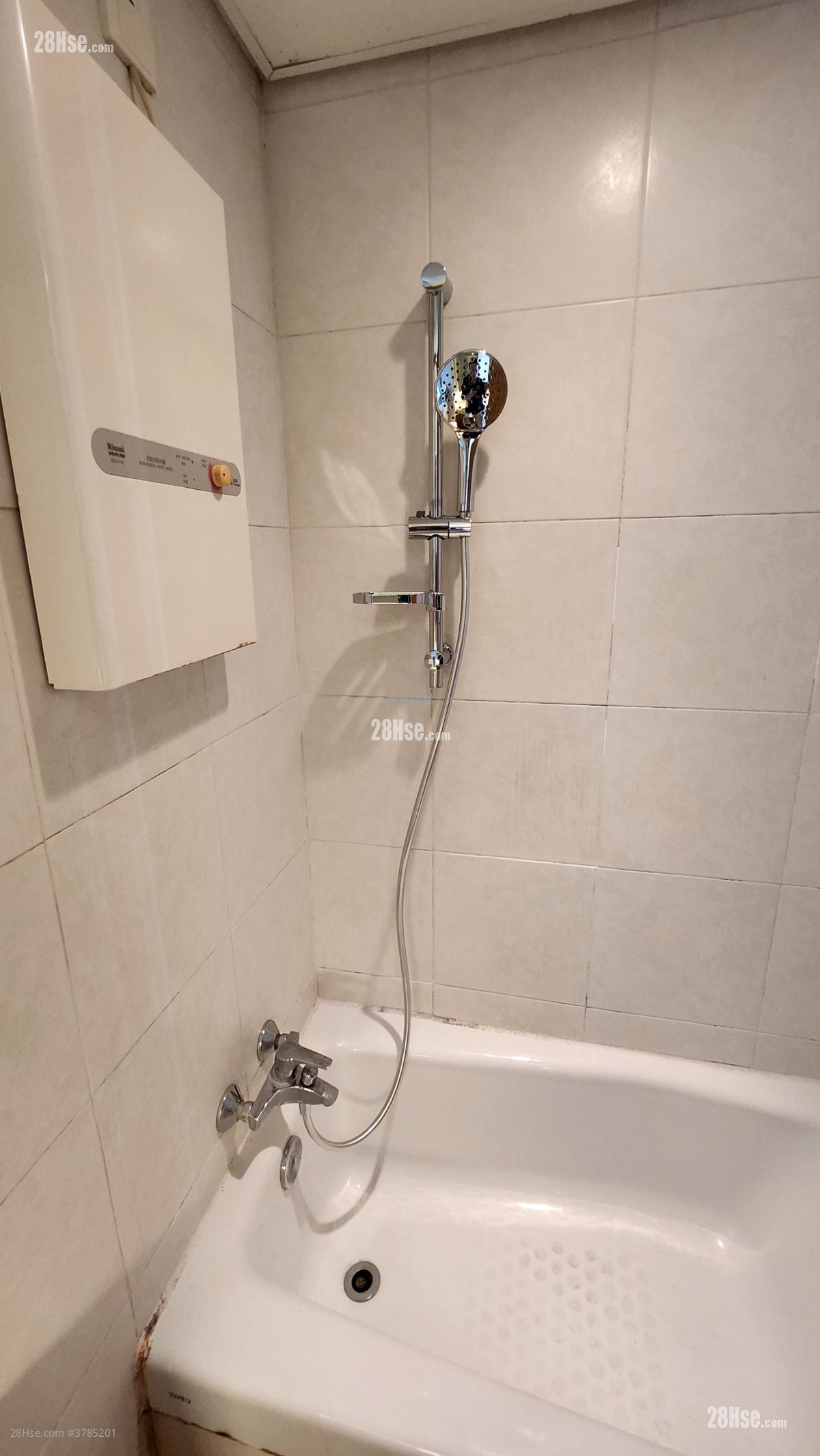 港湾豪庭 租盘 2 房 , 1 浴室 326 平方尺