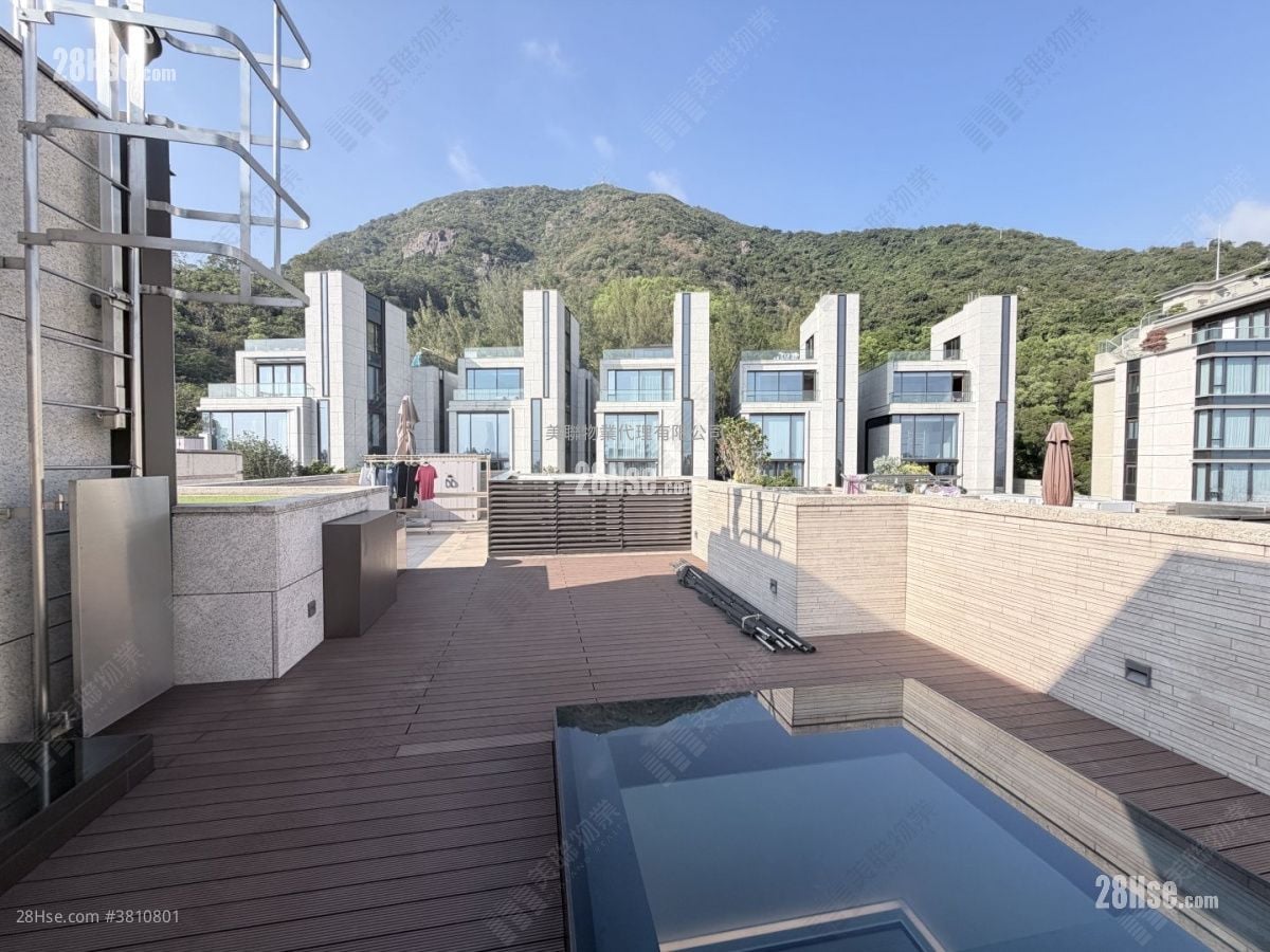 Mont Rouge Sell 4 Bedrooms 2,846 ft²