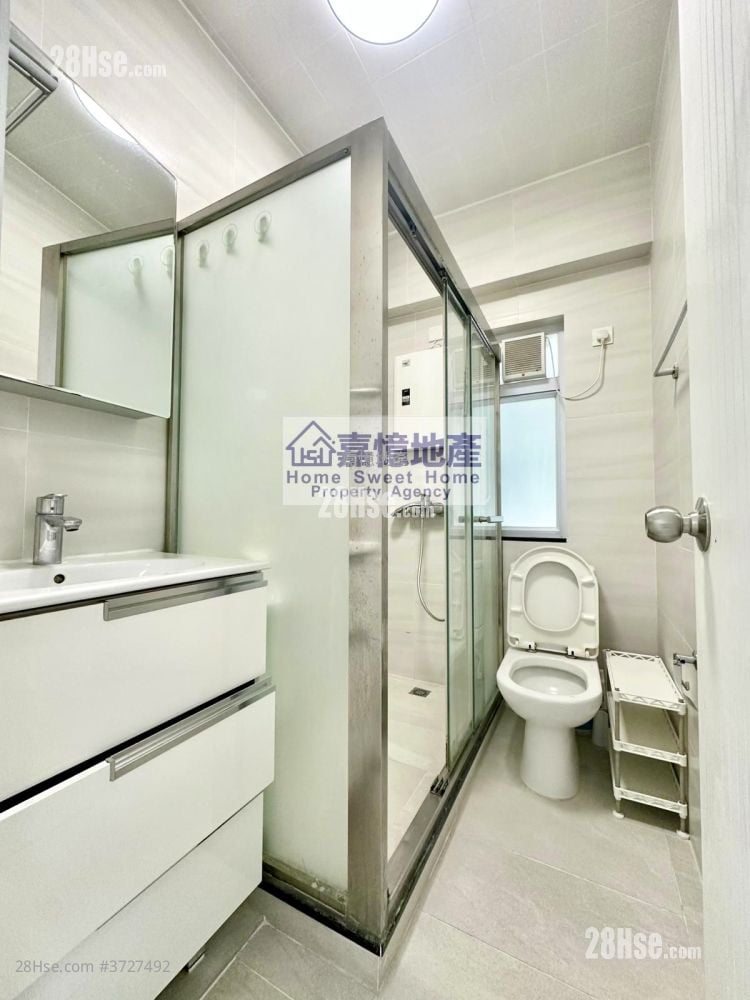 单幢楼房 租盘 1 房 , 1 浴室 401 平方尺