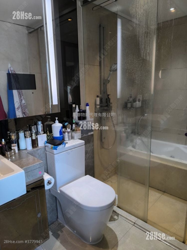 Park Metropolitan Sell 3 Bedrooms 808 ft²