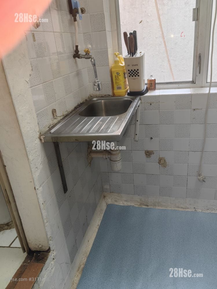 Jordan Rental 90 ft²