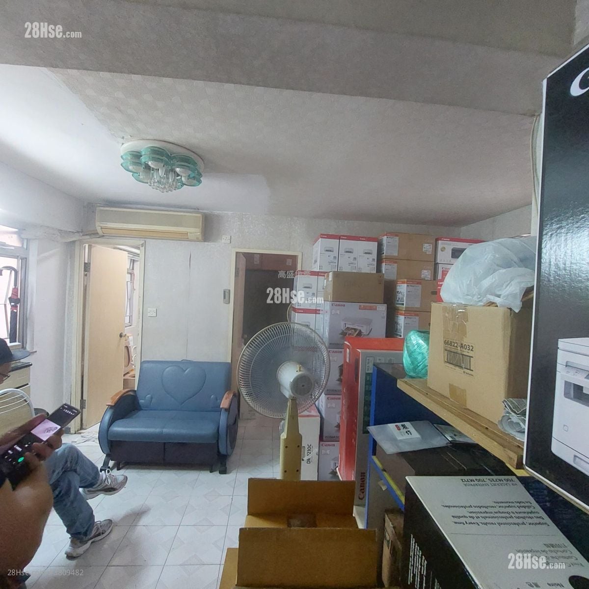 Golden Building Sell 1 Bedroom , 1 Bathroom 385 ft²