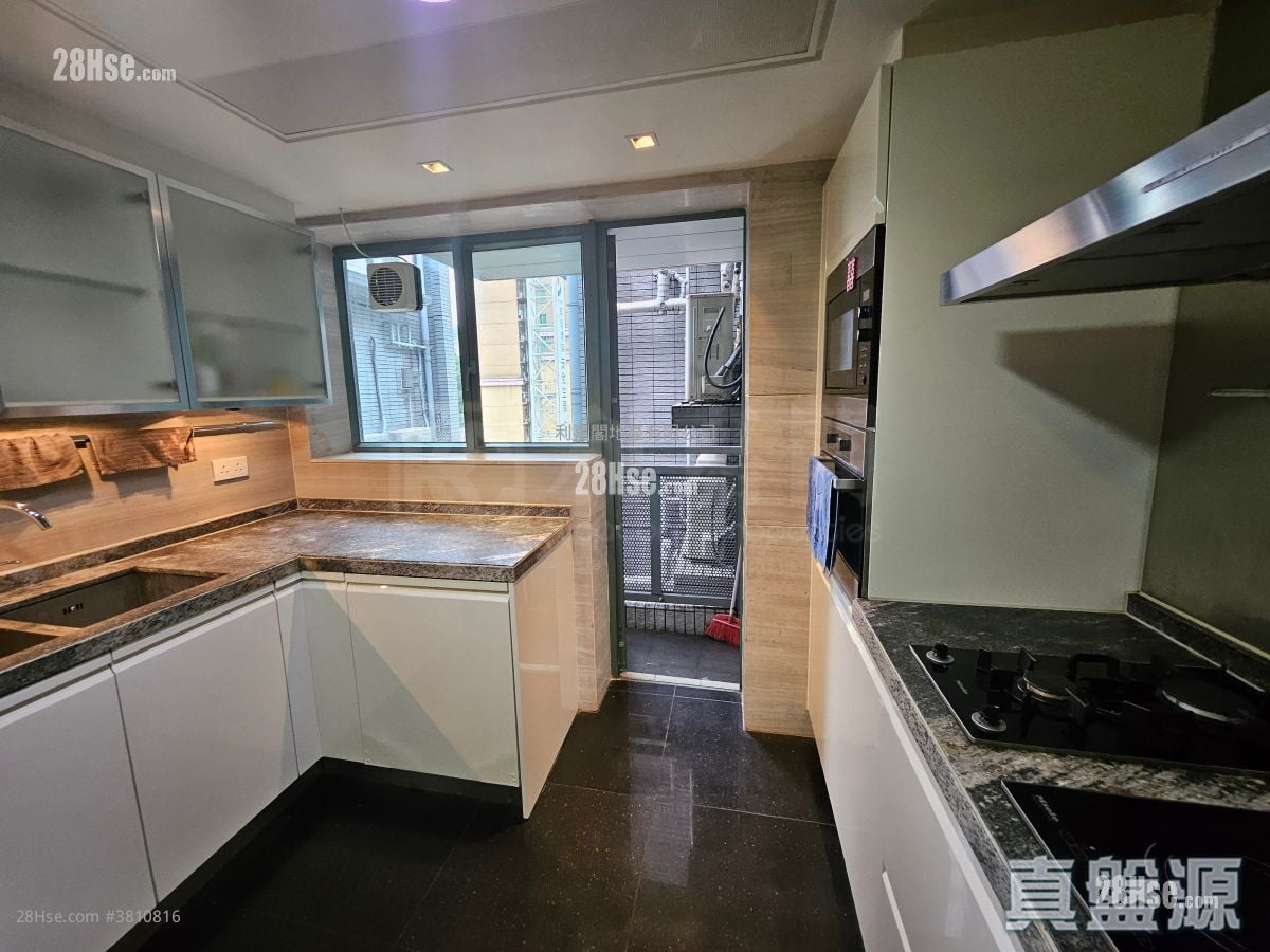 尚御 租盘 4 房 , 3 浴室 1,614 平方尺