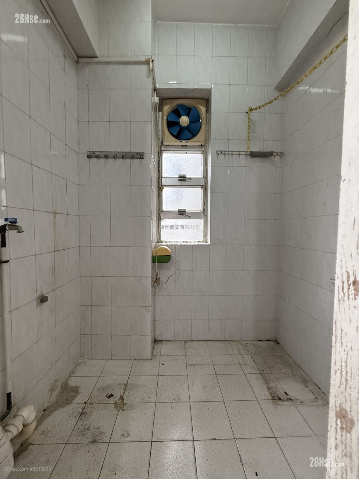 七喜大厦 售盘 4 房 , 1 浴室 760 平方尺