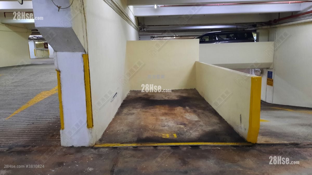 The Crescent Sell 3 Bedrooms 1,840 ft²