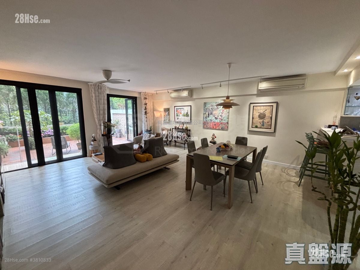 倚龙山庄 售盘 3 房 , 3 浴室 1,551 平方尺