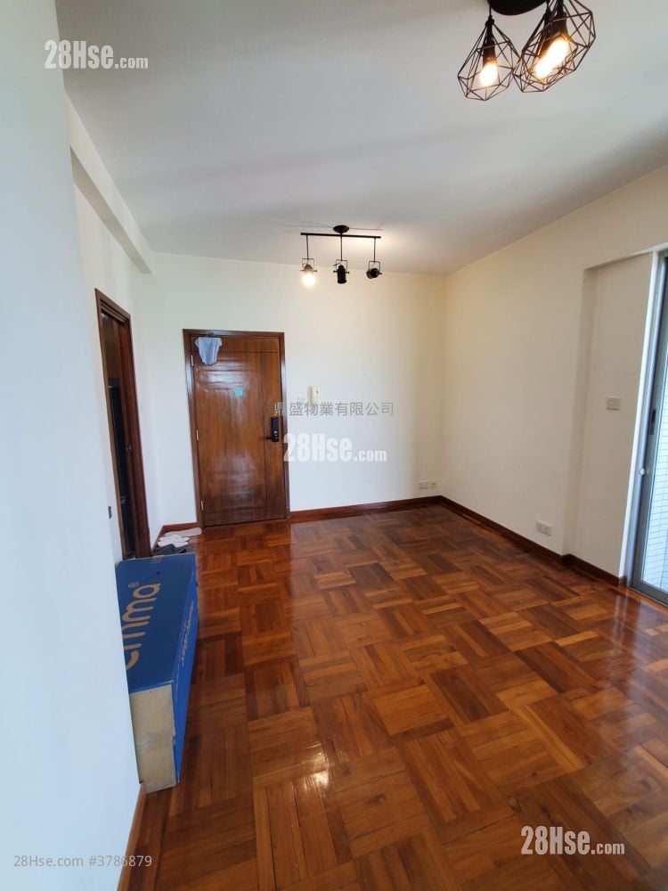 御皇台 租盘 2 房 , 1 浴室 400 平方尺