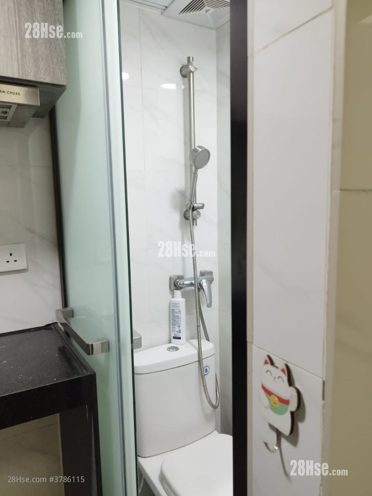 Lok Ku House Rental 2 Bedrooms , 1 Bathroom 120 ft²