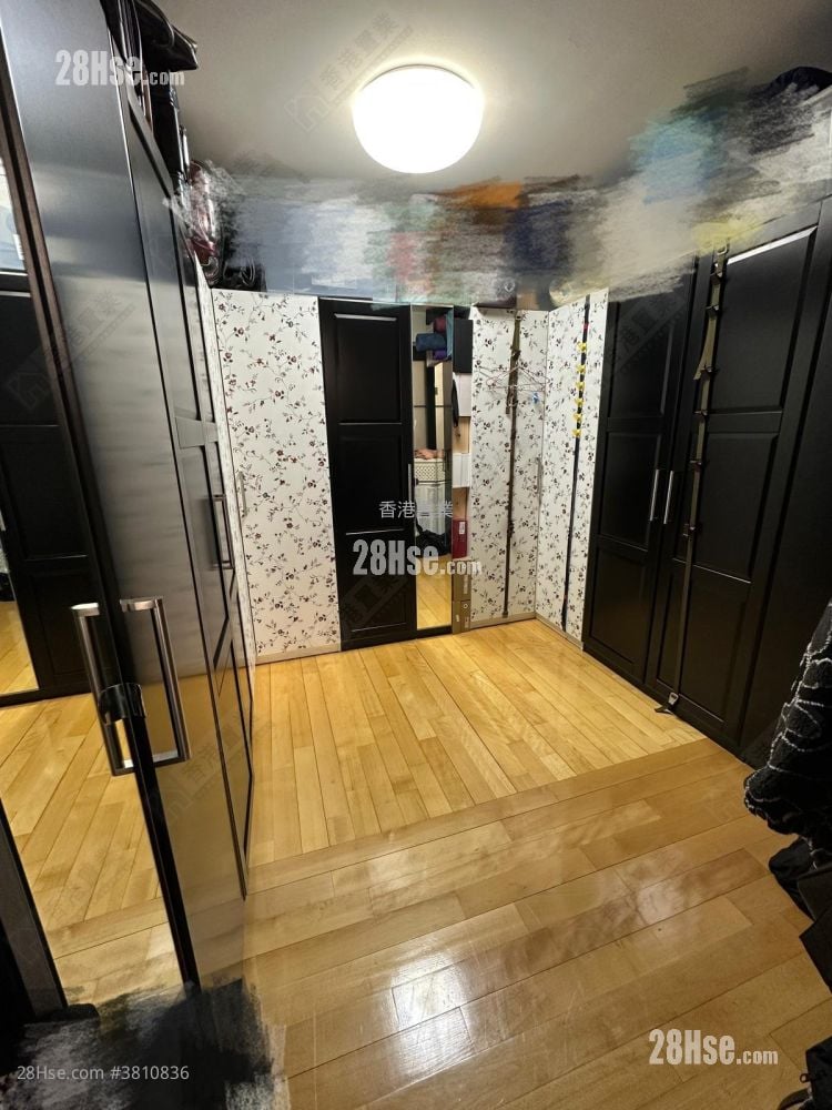 伯爵园 售盘 4 房 1,324 平方尺