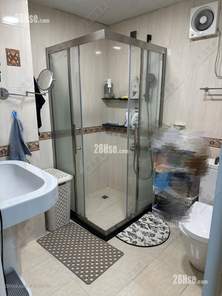 伯爵园 售盘 4 房 1,324 平方尺