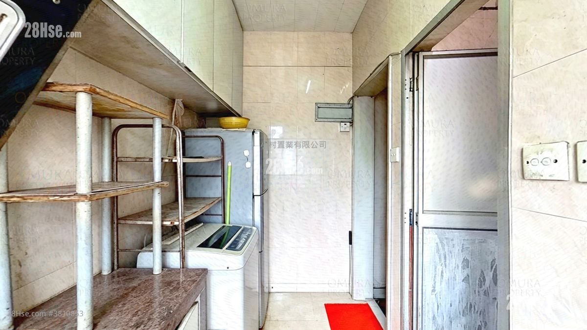 廚房: 華登大廈 售盤 2 房 , 1 浴室 593 平方呎