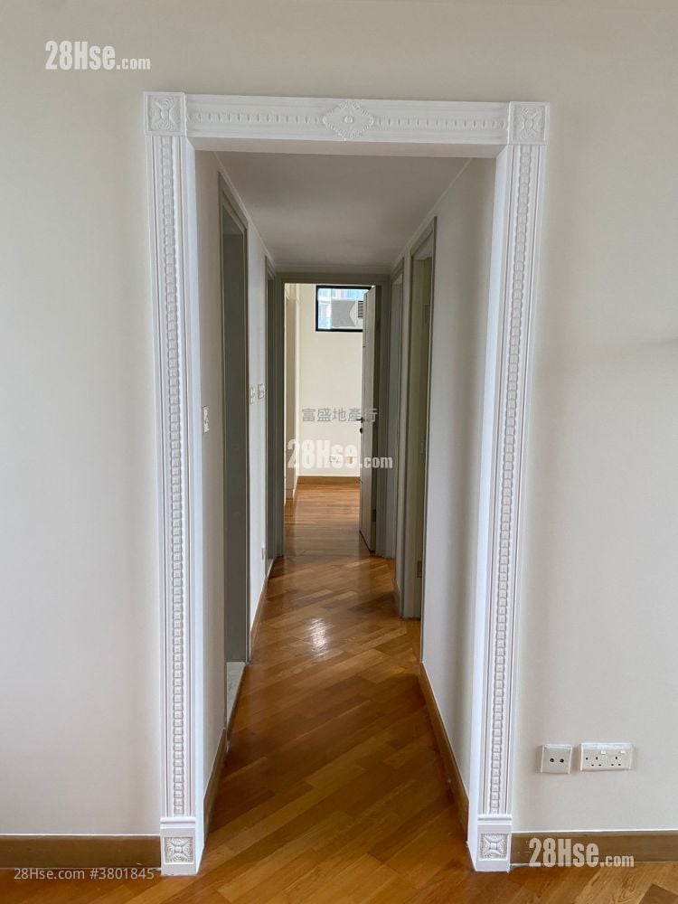 鲤湾天下 租盘 3 房 , 2 浴室 636 平方尺