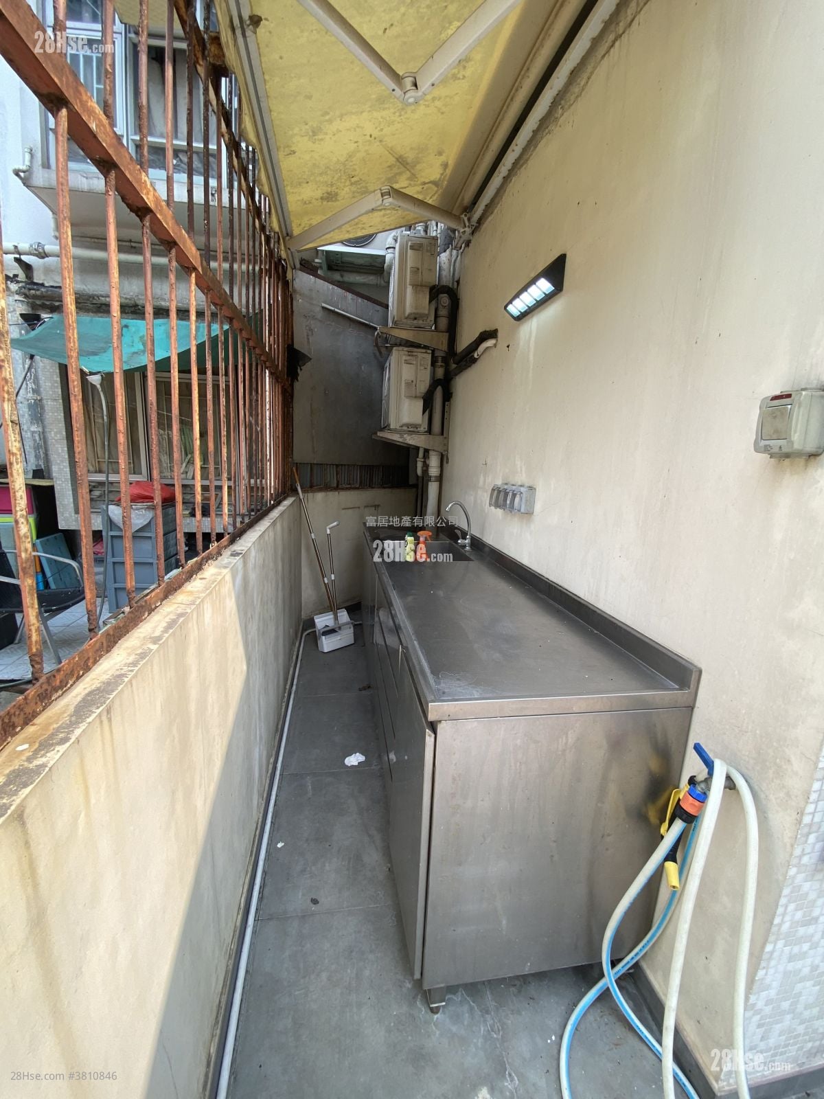 康辉大厦 售盘 2 房 , 1 浴室 210 平方尺