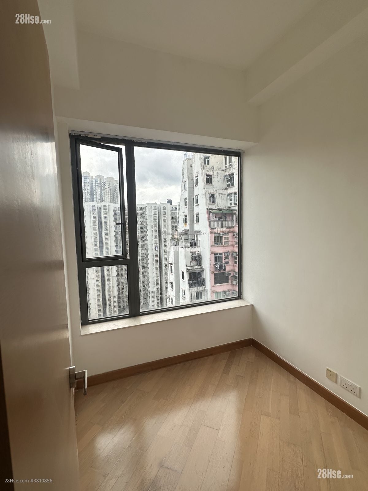 港岛东18 租盘 2 房 , 1 浴室 469 平方尺