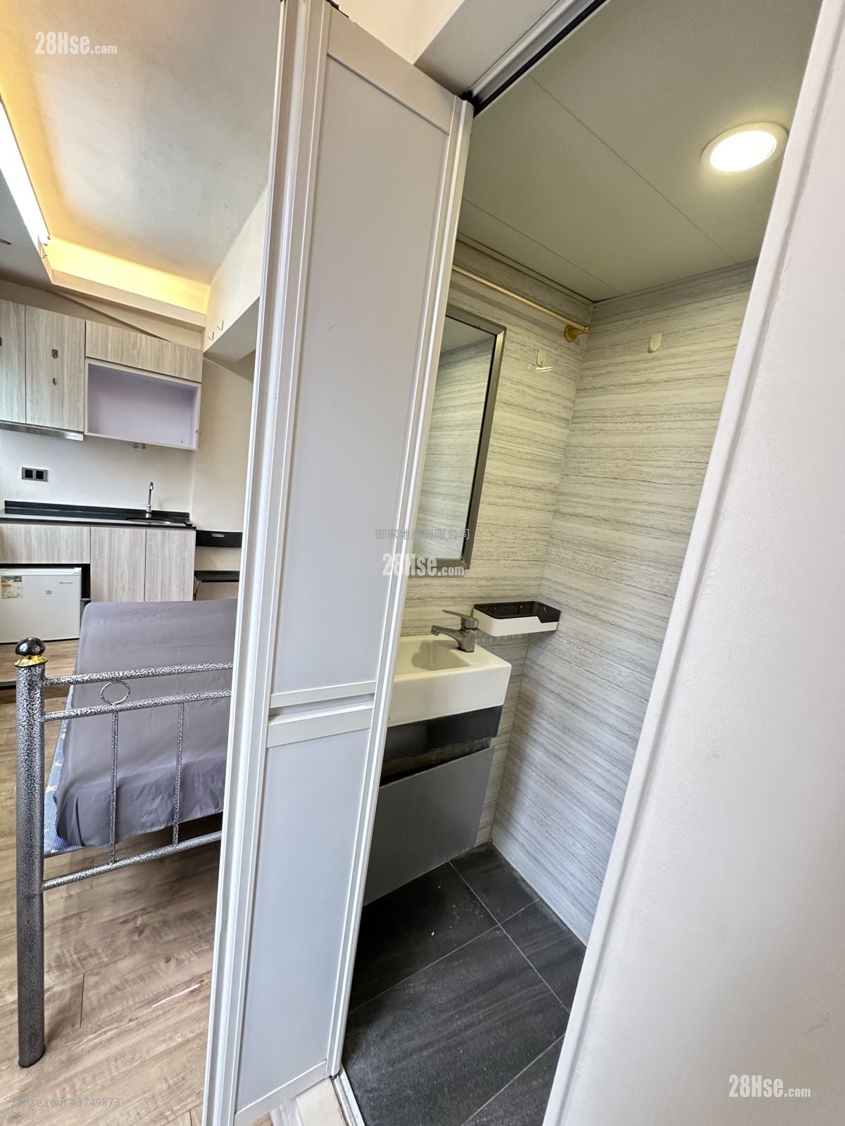 15 Chi Wo Street Rental 1 Bathroom 130 ft²