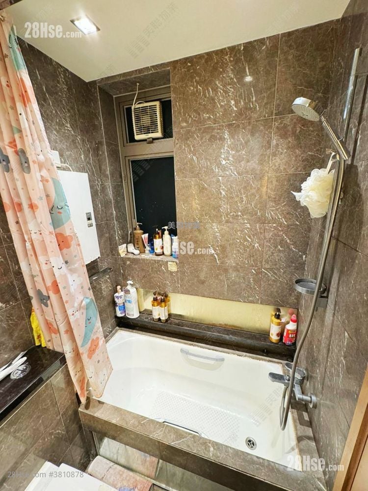 天晋 售盘 3 房 , 2 浴室 709 平方尺