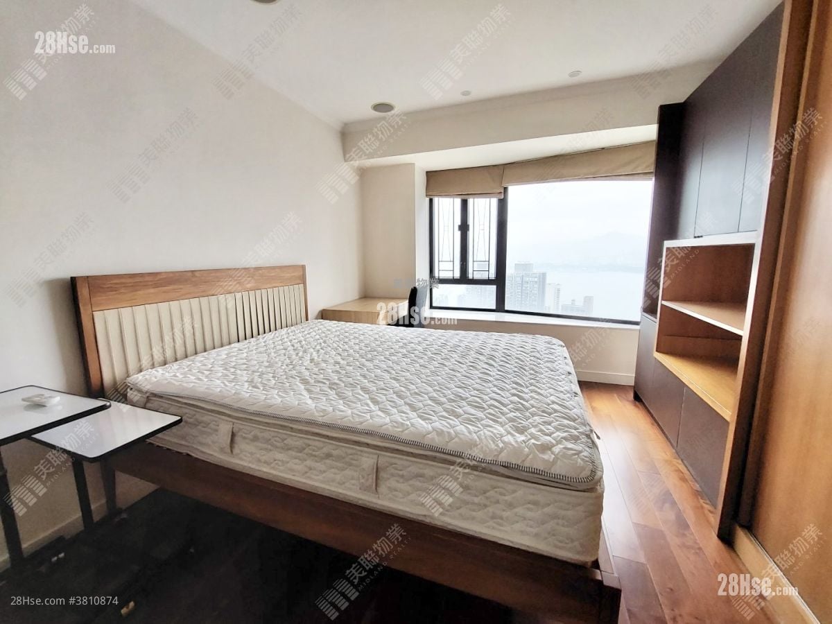 Beauty Court Sell 3 Bedrooms , 2 Bathrooms 1,350 ft²