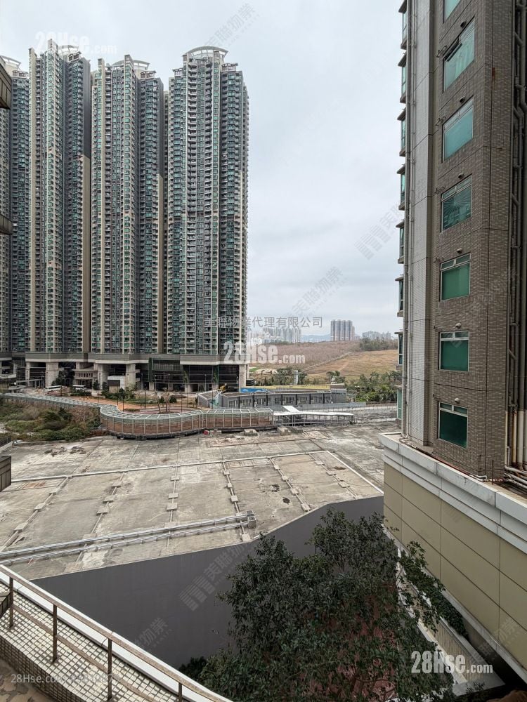 The Capitol Sell 2 Bedrooms , 1 Bathroom 519 ft²