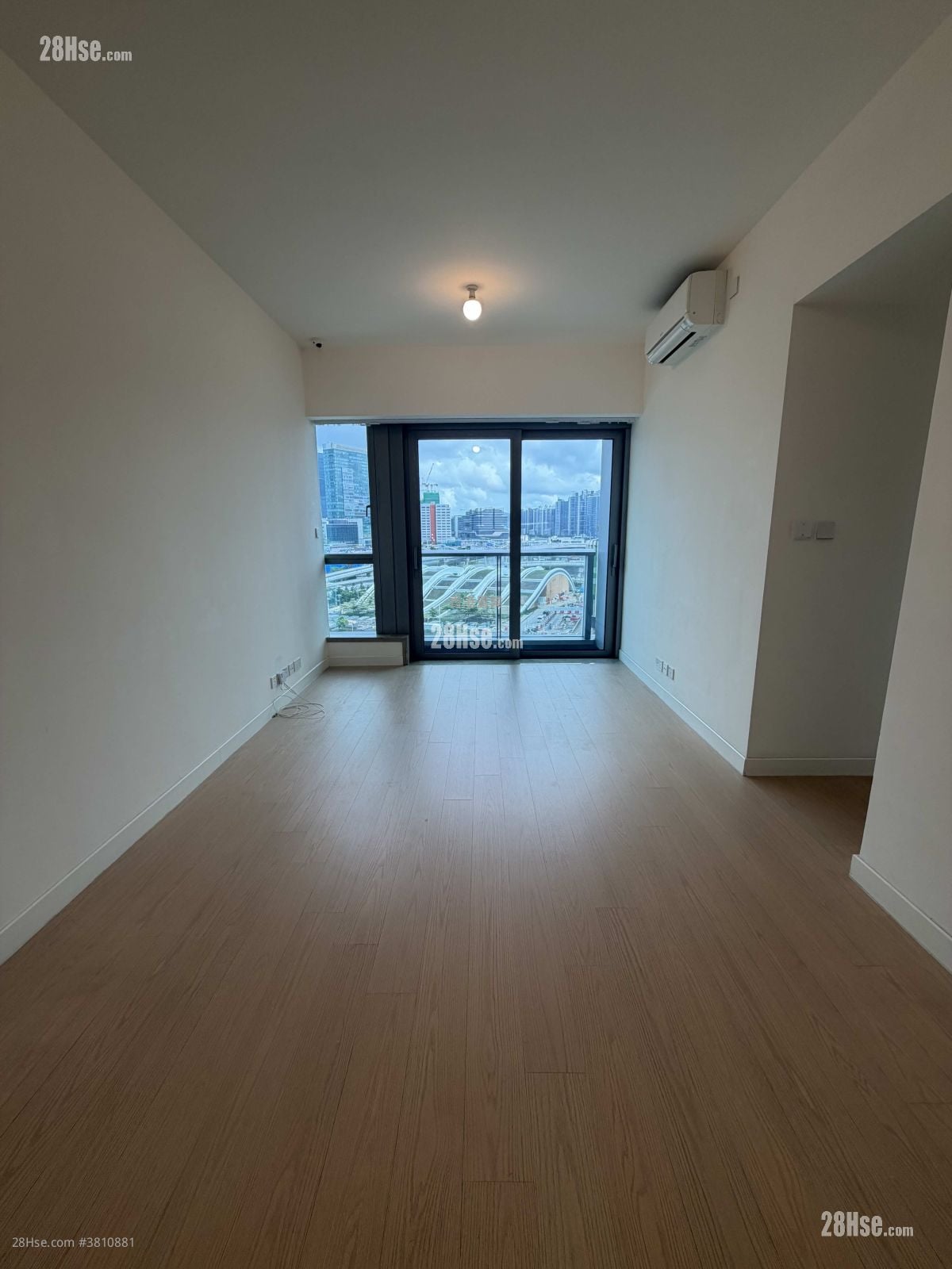 Monaco Rental 3 Bedrooms 827 ft²