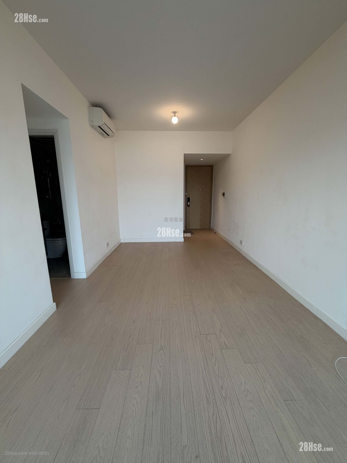 Monaco Rental 3 Bedrooms 827 ft²