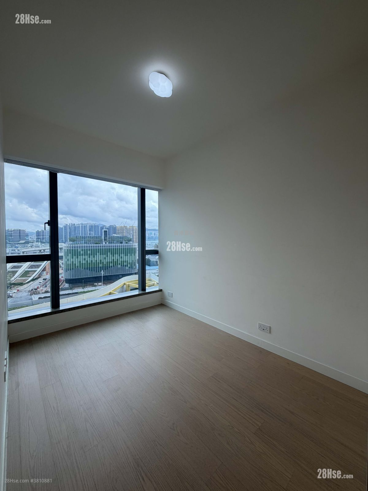 Monaco Rental 3 Bedrooms 827 ft²