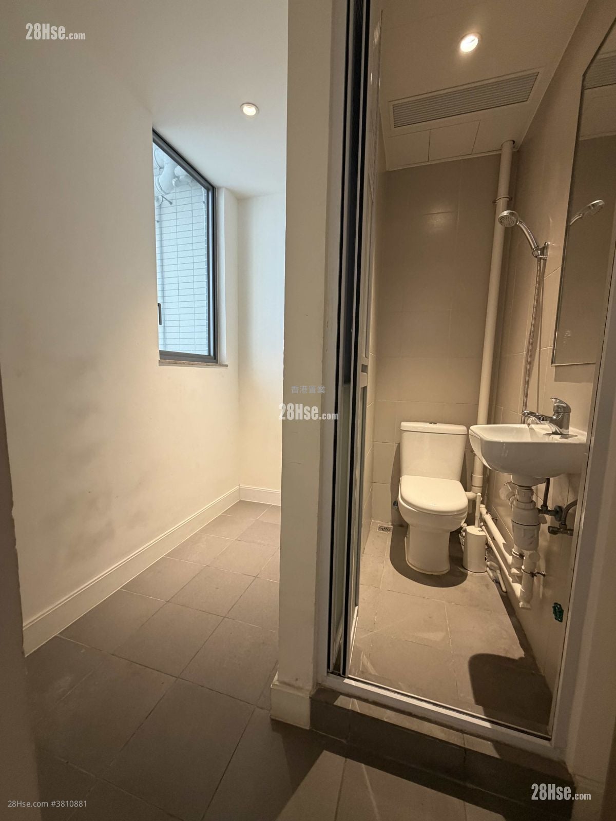 Monaco Rental 3 Bedrooms 827 ft²