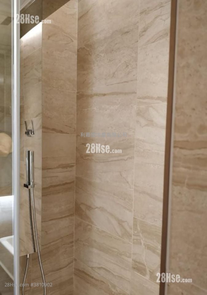 The Met. Acappella Sell 2 Bedrooms , 1 Bathroom 389 ft²