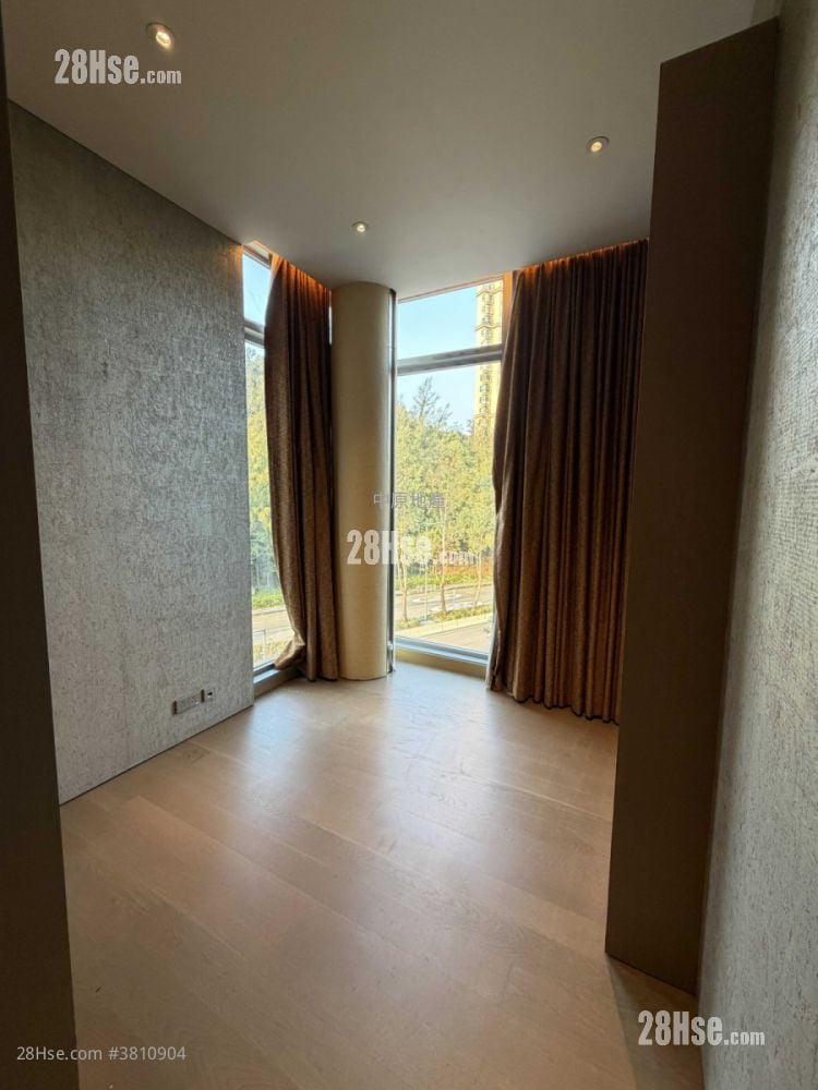 泷珀 租盘 2,630 平方尺