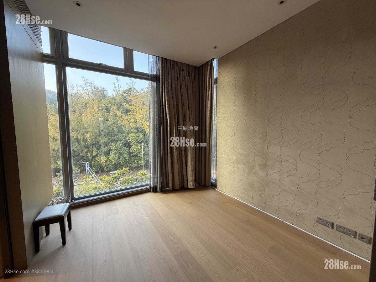 泷珀 租盘 2,630 平方尺