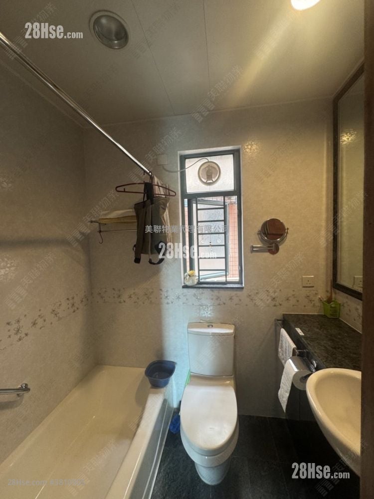 奕翠園 售盤 3 房 942 平方呎