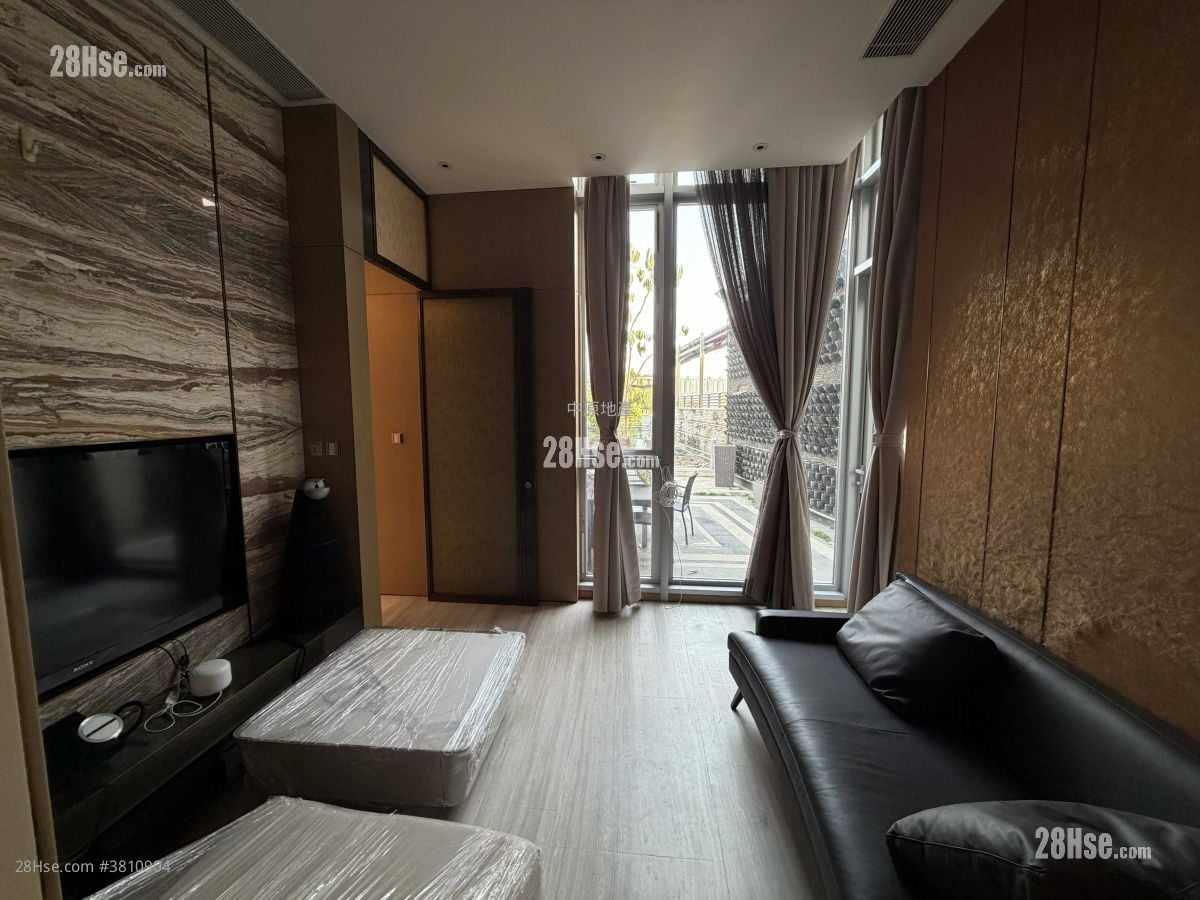 泷珀 租盘 2,630 平方尺