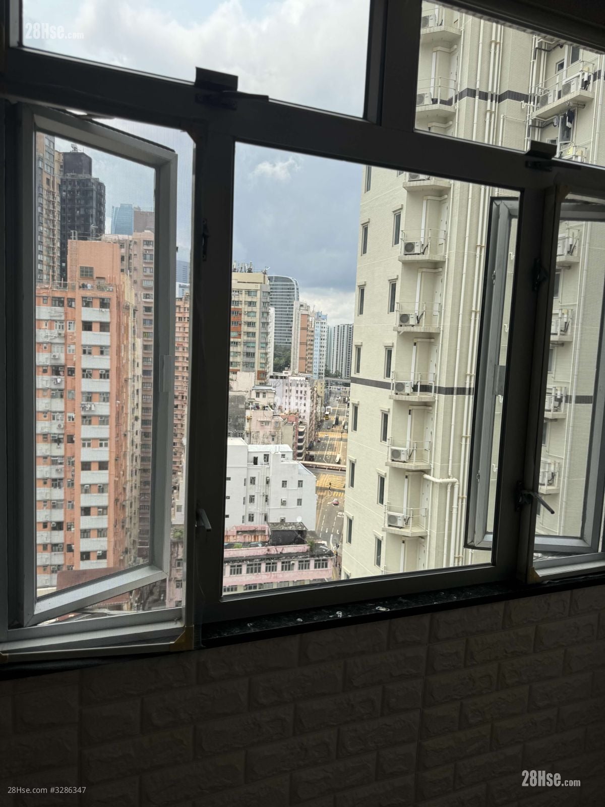 Hoi Lee Building Rental 1 Bedroom , 1 Bathroom 209 ft²