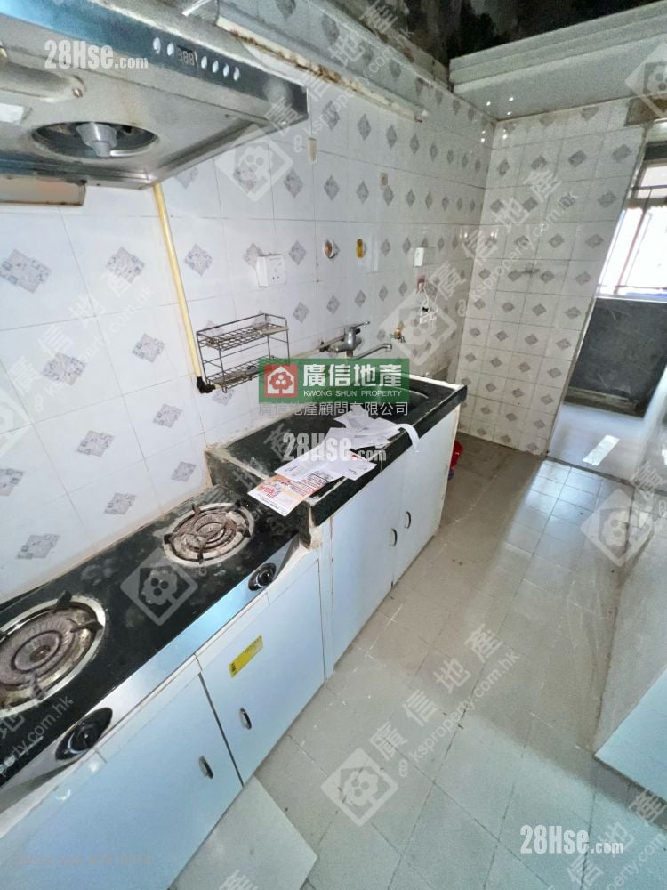 Kwong Fung Building Sell 3 Bedrooms , 1 Bathroom 407 ft²