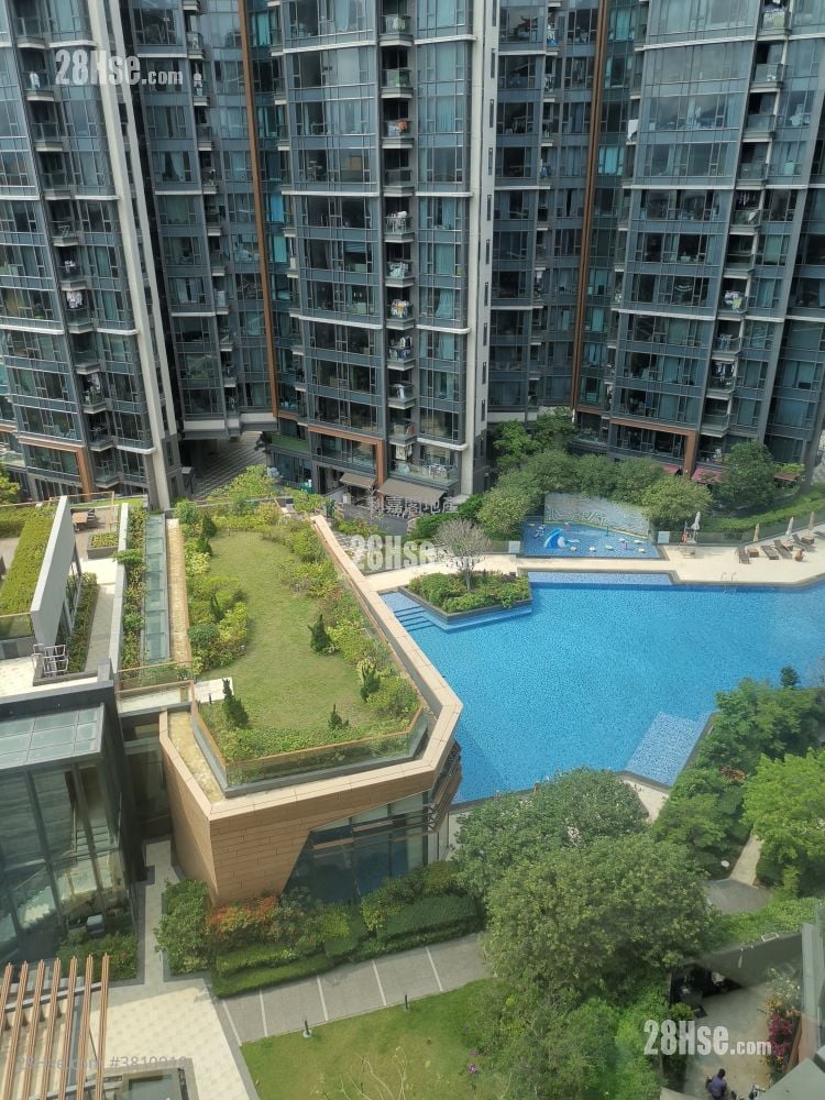 The Bloomsway Sell 2 Bedrooms 624 ft²