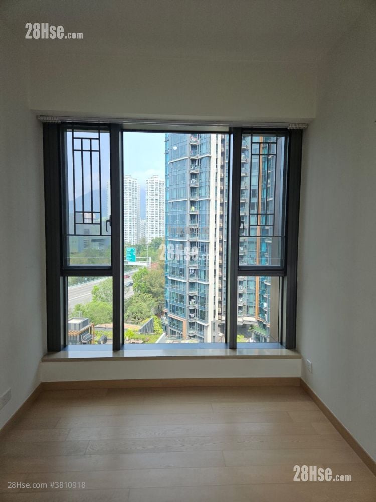 The Bloomsway Sell 2 Bedrooms 624 ft²