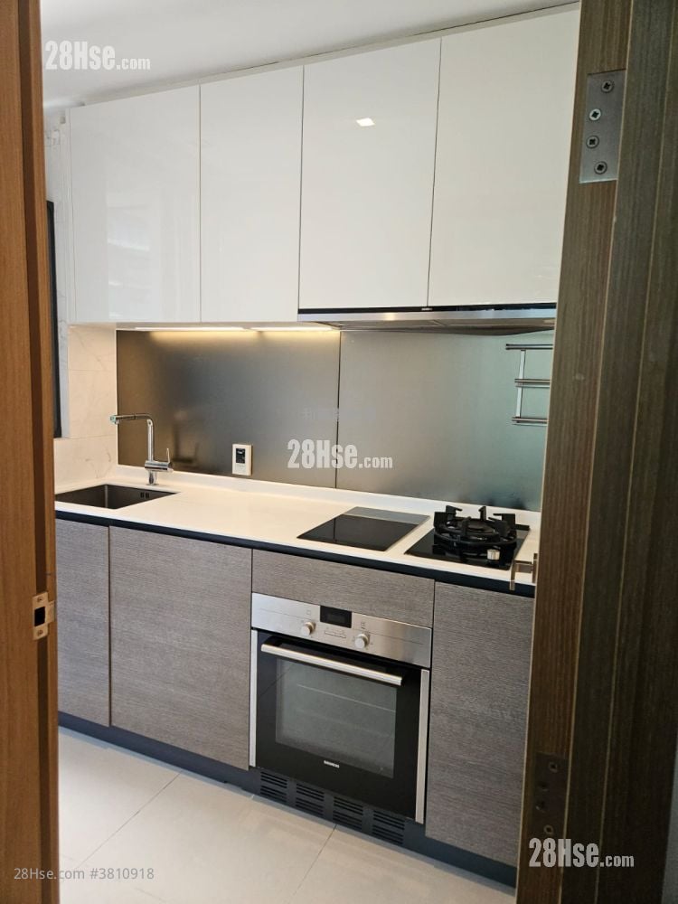 The Bloomsway Sell 2 Bedrooms 624 ft²