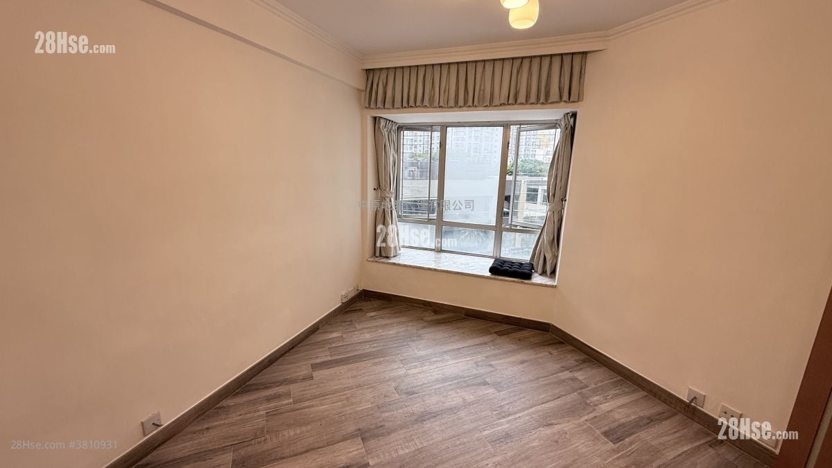 丽港城 租盘 2 房 , 1 浴室 517 平方尺