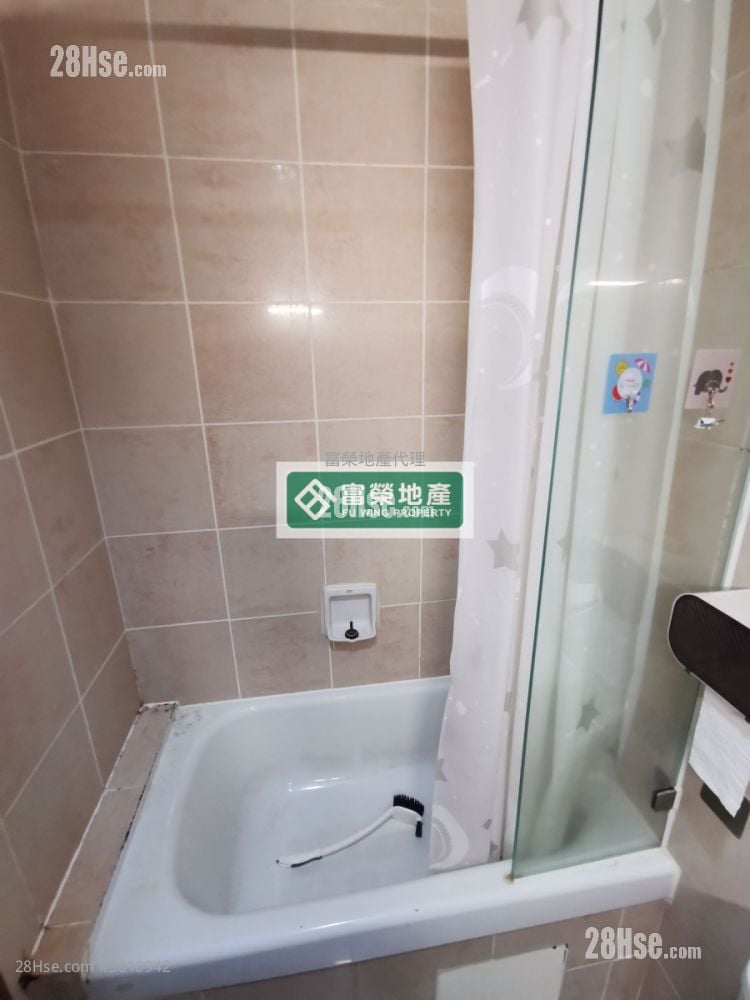 长旺雅苑 租盘 2 房 , 1 浴室 427 平方尺