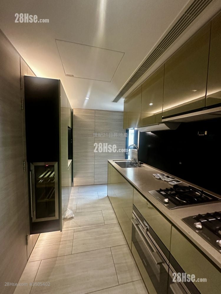 Fleur Pavilia Sell 3 Bedrooms , 2 Bathrooms 808 ft²