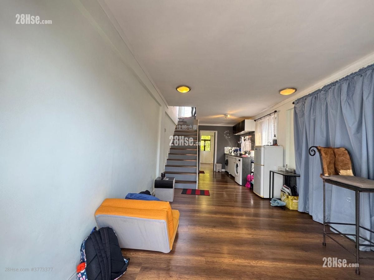 Village Sell 1 Bedroom , 1 Bathroom 400 ft²