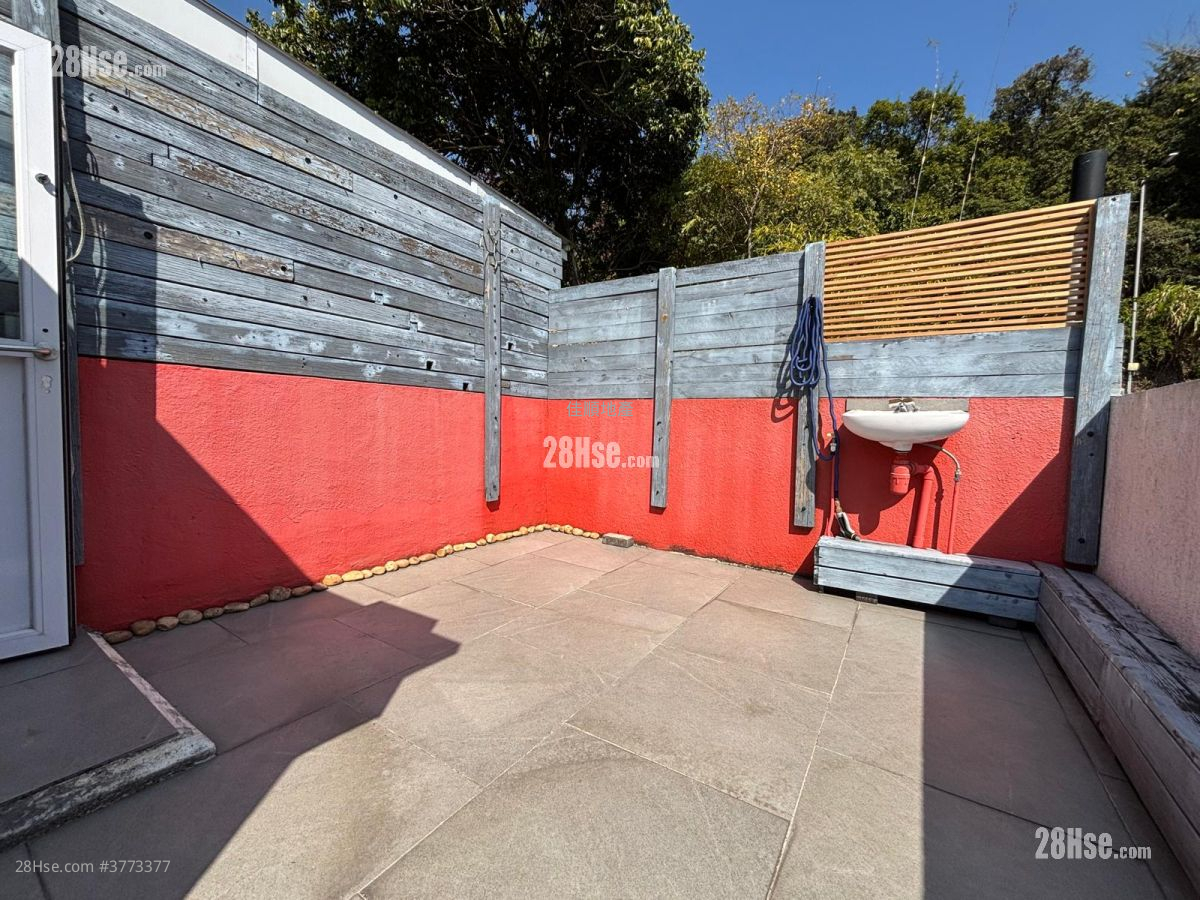 Village Sell 1 Bedroom , 1 Bathroom 400 ft²