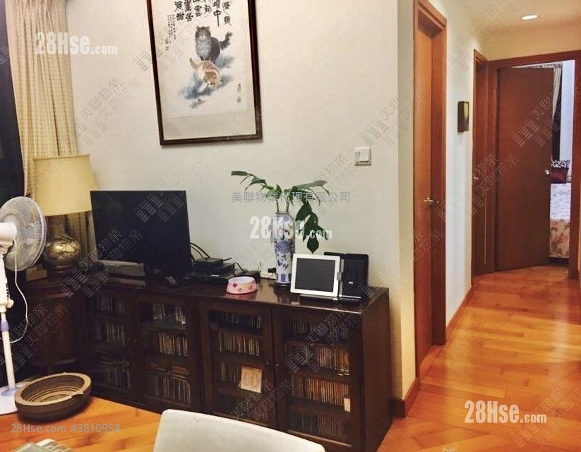 皇府山 售盘 3 房 618 平方尺