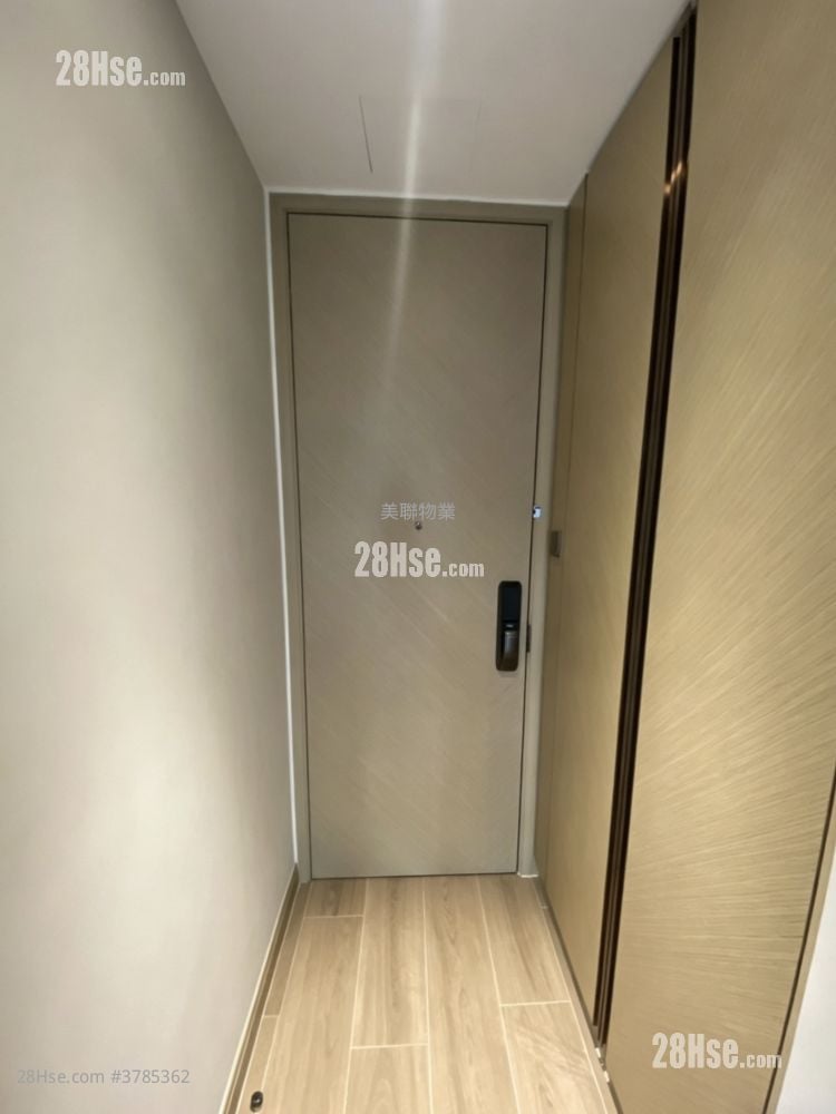 弦海 售盘 2 房 , 1 浴室 447 平方尺