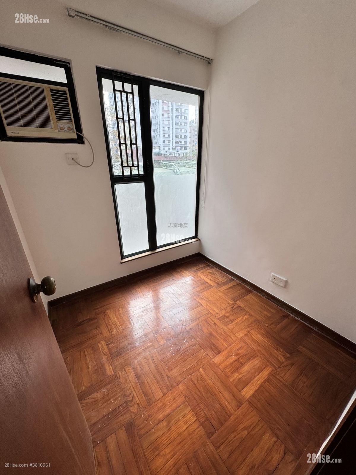 太平居 租盘 2 房 , 1 浴室 320 平方尺